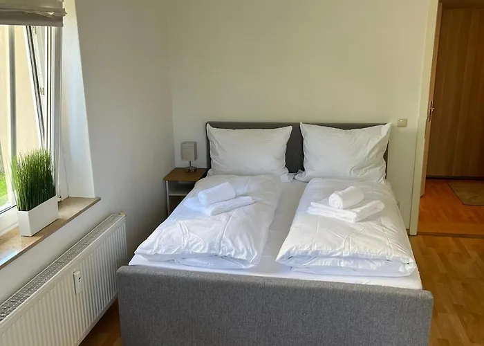 Leuben - Stylisch - Balkon - Kueche * Dresden